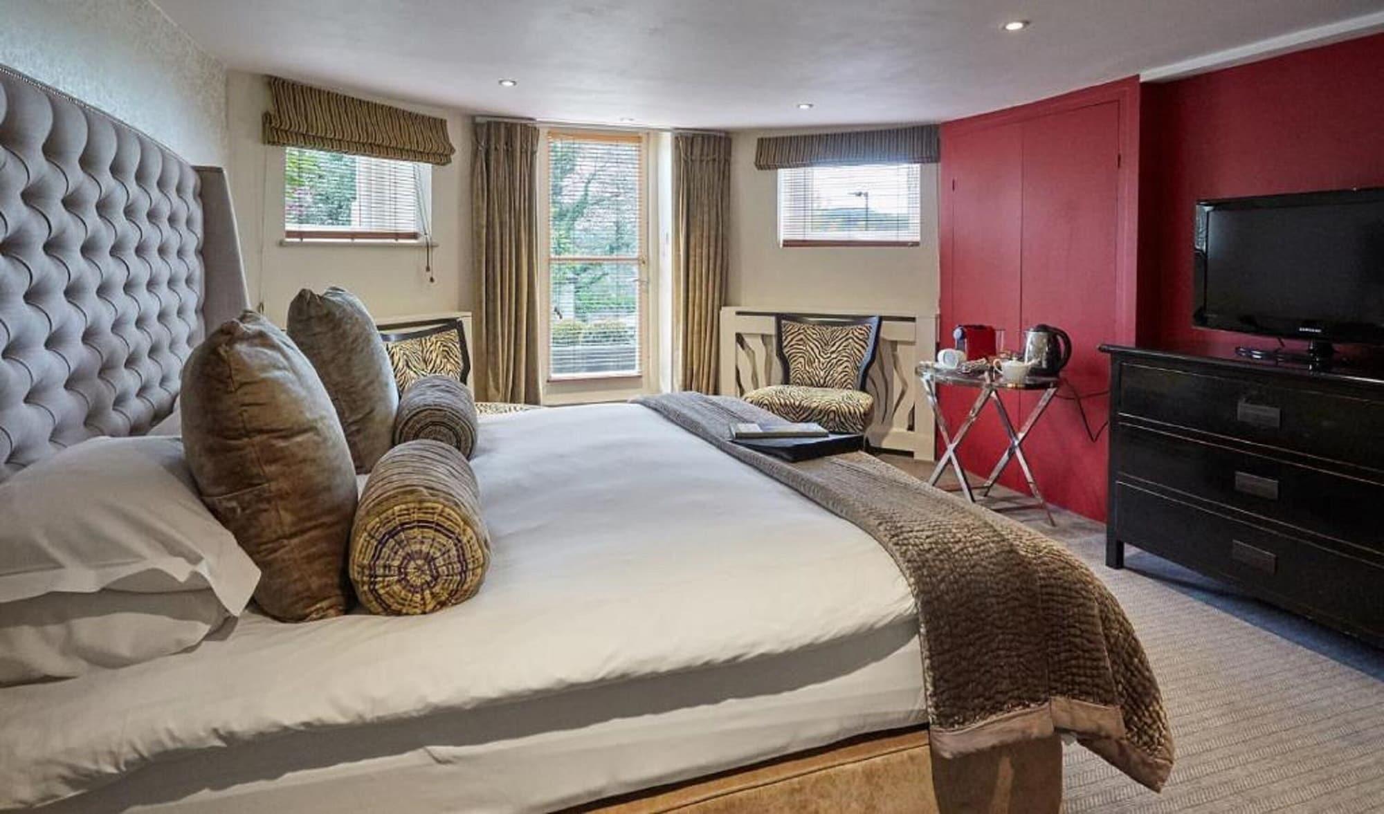 Dorian House Boutique B&B - Free Parking! Bath Ngoại thất bức ảnh A bedroom at the hotel