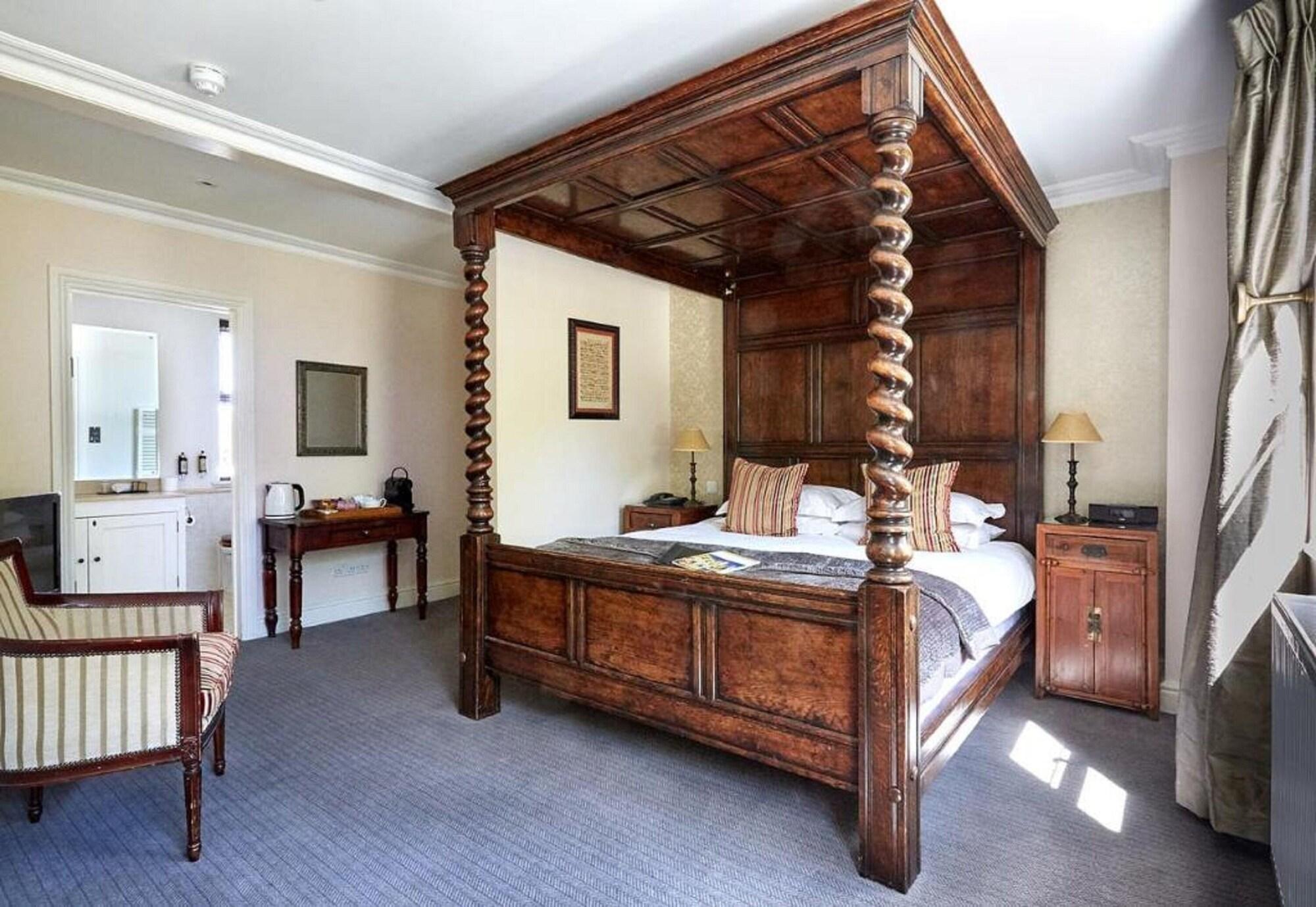 Dorian House Boutique B&B - Free Parking! Bath Ngoại thất bức ảnh A bedroom at The Swan Hotel