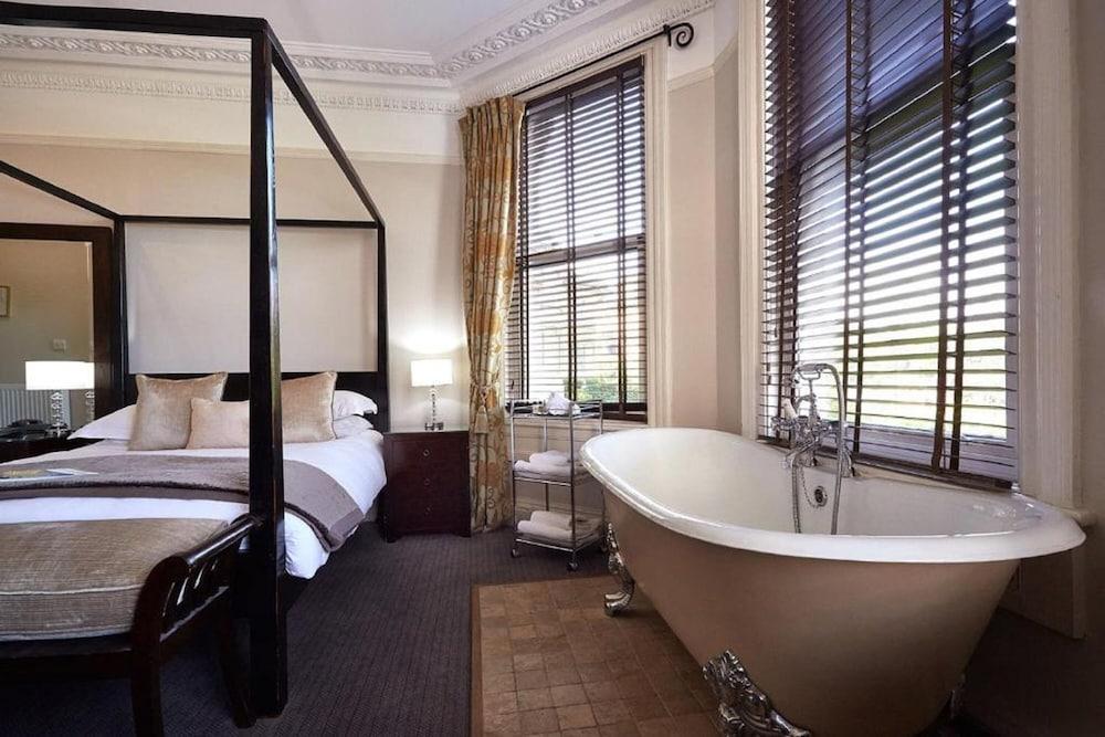 Dorian House Boutique B&B - Free Parking! Bath Ngoại thất bức ảnh A suite at the hotel
