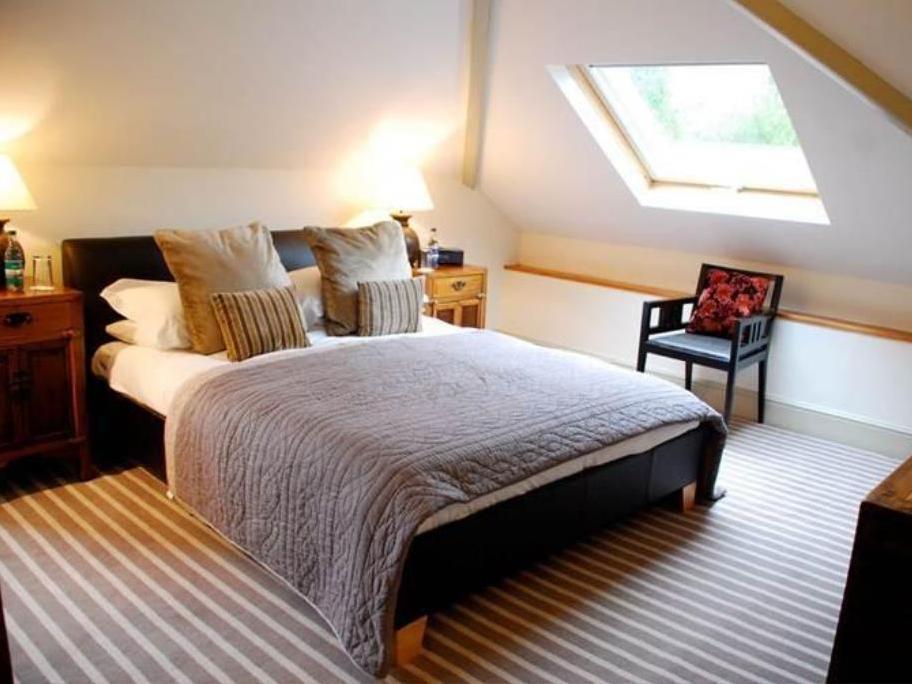 Dorian House Boutique B&B - Free Parking! Bath Ngoại thất bức ảnh A bedroom at the hotel