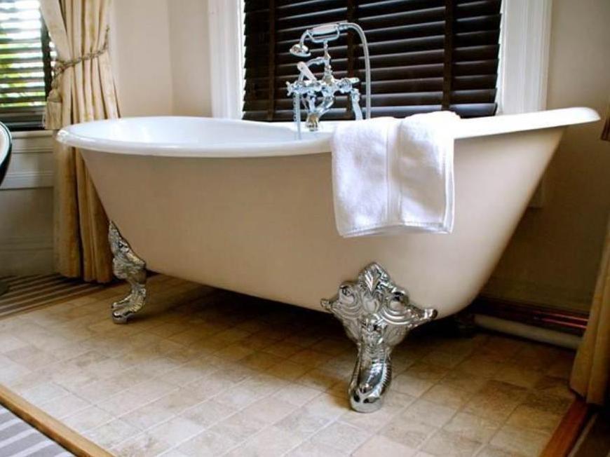 Dorian House Boutique B&B - Free Parking! Bath Ngoại thất bức ảnh A bathtub