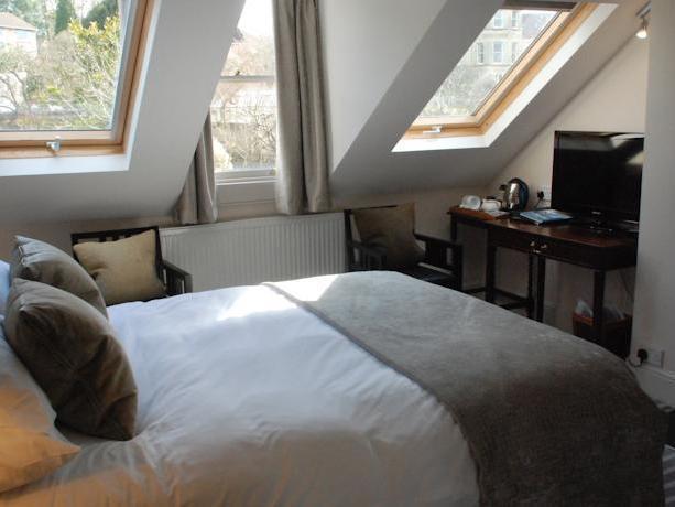 Dorian House Boutique B&B - Free Parking! Bath Ngoại thất bức ảnh A room at the hotel